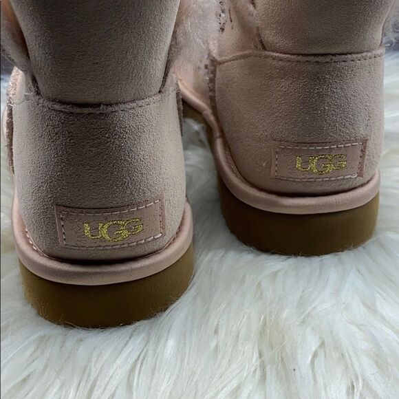🆕✨UGG | Mini Boots |Classic Galaxy SWAROVSKI NWT - Picture 12 of 12